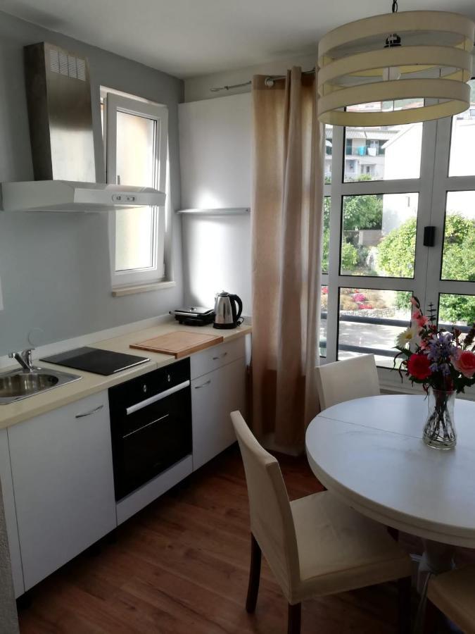 Apartmani Mistral Makarska Ngoại thất bức ảnh